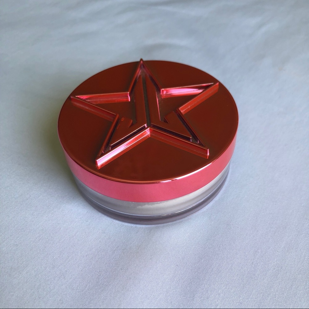 Jeffree Star Setting Powder in “Fair”